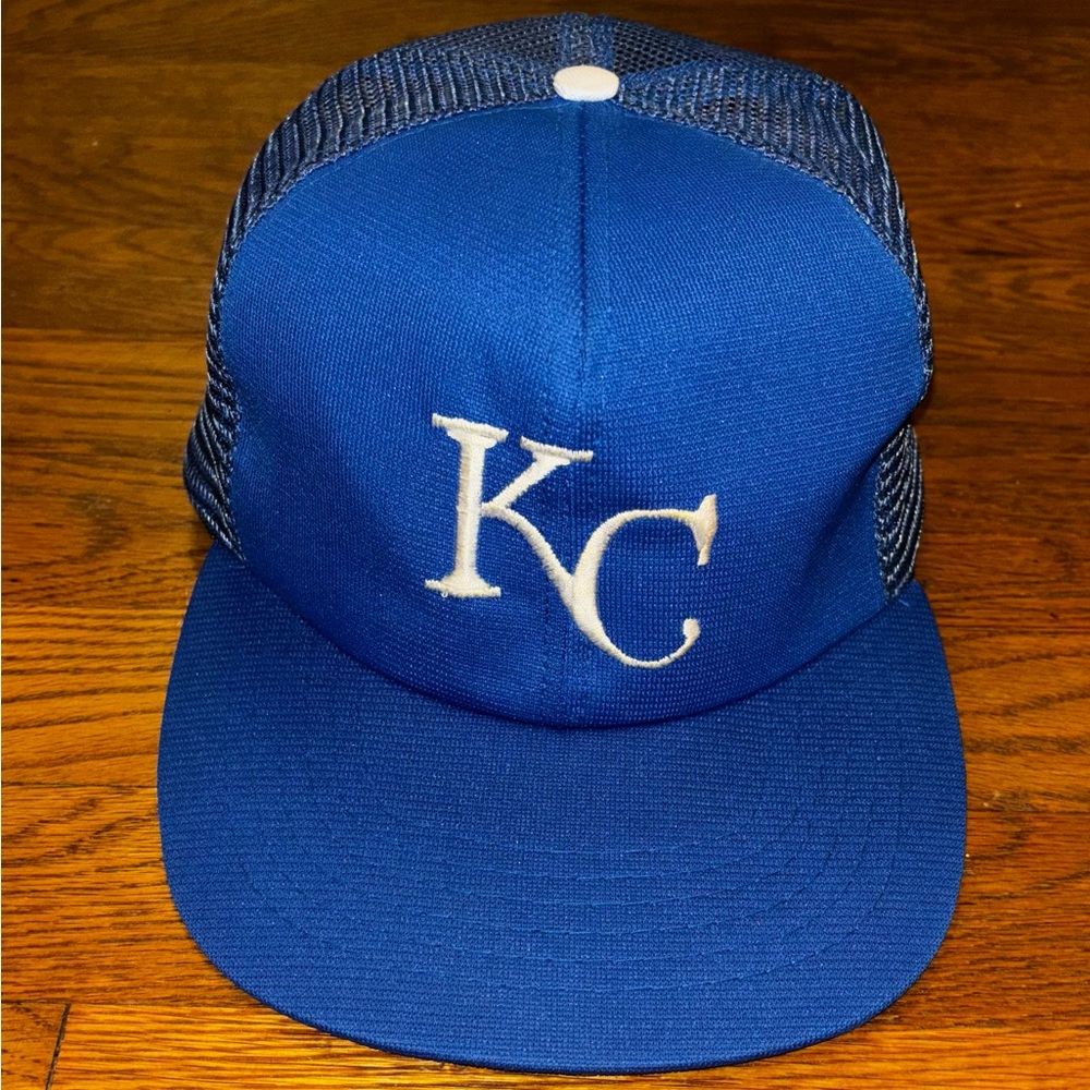Vintage Kansas City Royals Embroidered Mesh Truckers Adjustable Snapback Cap Hat